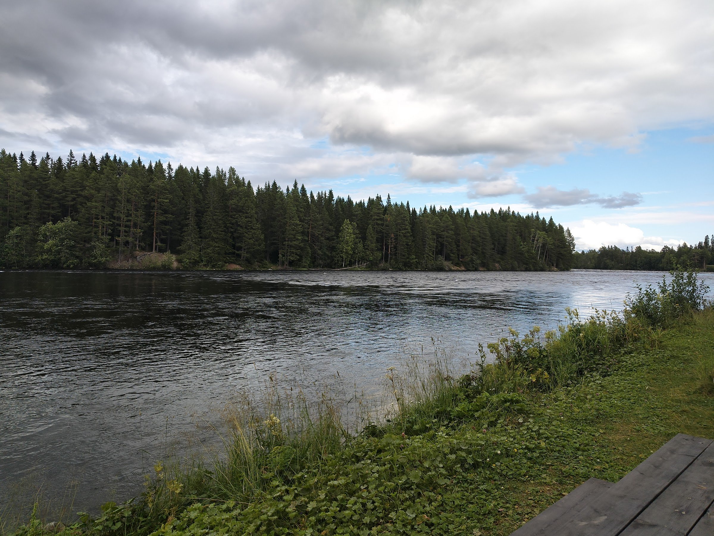 Kvissleströmmens Fiskecamping